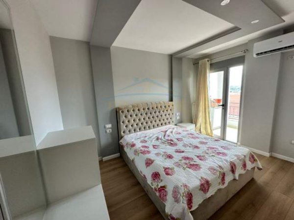 Tirane, jepet me qera apartament 1+1+BLK Kati 3, 75 m² 500 Euro (Rruga Hamdi Sina)