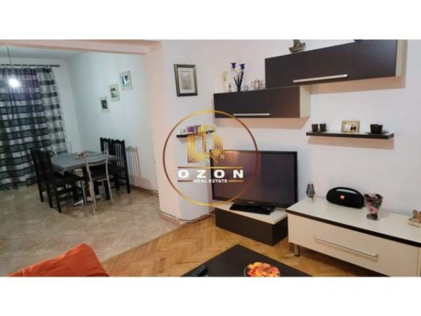 Tirane, jepet me qera apartament 1+1+A+BLK Kati 2, 60 m² 450 Euro (RRUGA E KOSOVAREVE)
