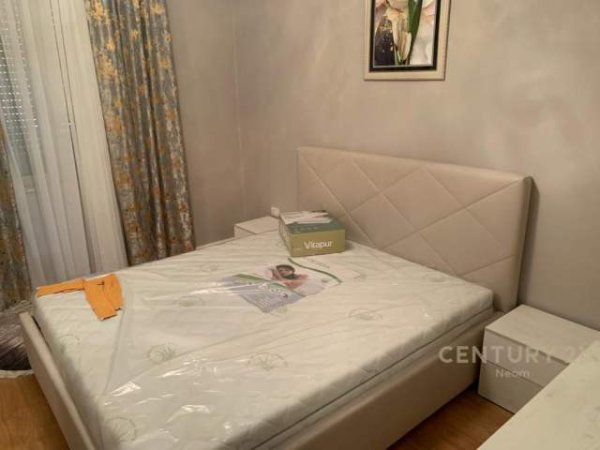 Tirane, jepet me qera apartament 2+1+BLK Kati 1, 86 m² 650 Euro (Kopshti Botanik Zoologjik)