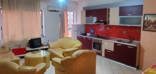 Tirane, jepet me qera apartament 2+1+BLK Kati 4, 122 m² 400 Euro (Astir)