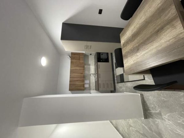 Tirane, jepet me qera apartament 2+1+A Kati 2, 99 m² 480 Euro (Fakulteti mjkesis)