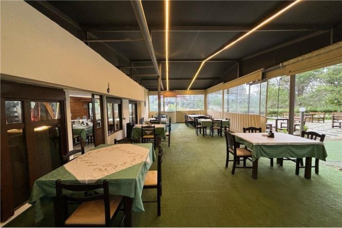 Vlore, shitet bar-resorant Kati 0, 1.400 m² 30.000 € (Rruga e Pishave Vlorë, Vlorë)