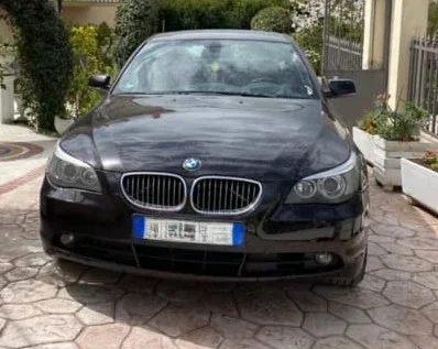 Tirane, shitet makine BMW 530d Individual 2007 Nafte, e zeze automatik Klima 339.000 km