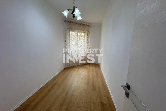 Tirane, shitet apartament 2+1 Kati 4, 75 m² 112.000 € (Rruga e Thesarit)