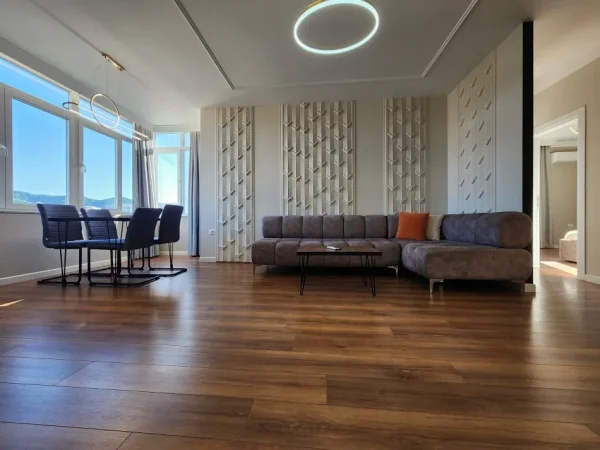 Tirane, shitet apartament 2+1 Kati 7, 110 m² 320.000 € (GJYKATAV)