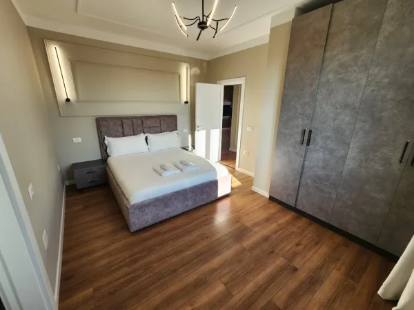 Tirane, shitet apartament 2+1 Kati 7, 110 m² 320.000 € (GJYKATAV)