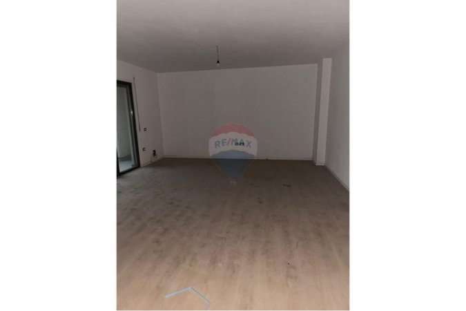 Tirane, shitet apartament 2+1 , 122 m² 235.000 € (Rruga Jordan Misja, Tiranë(ID: 530291010-677)