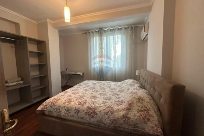 Tirane, shitet apartament 3+1 Kati 3, 124 m² 299.000 € (Rruga Him Kolli, Tiranë(ID: 530201045-184)