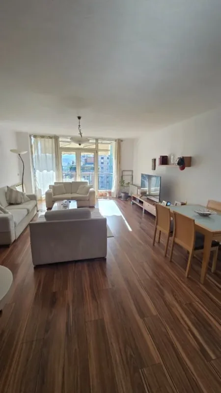 Tirane, shitet apartament 2+1 Kati 8, 128 m² 434.000 € (BLLOKU)