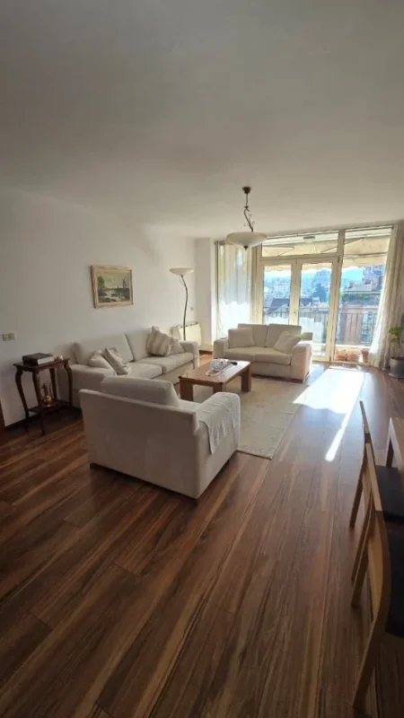 Tirane, shitet apartament 2+1 Kati 8, 128 m² 434.000 € (BLLOKU)