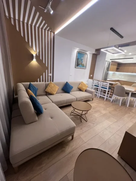 Tirane, jepet me qera apartament 2+1+Ballkon Kati 3, 100 m² 900 € (Rruga Ndre Mjeda)