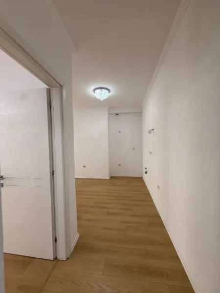 Tirane, shitet apartament 2+1+Ballkon Kati 3, 75 m² 112.000 € (Rruga muhamed deliu)