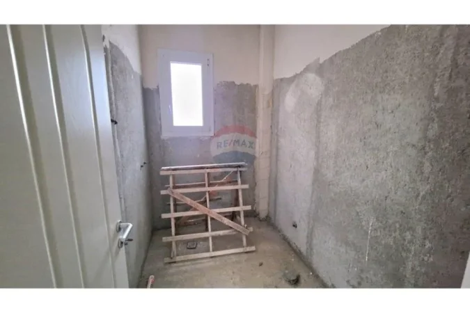 Vlore, shitet apartament 2+1 Kati 8, 101 m² 150.000 € (Rruga Pelivan Leskaj, Vlorë)