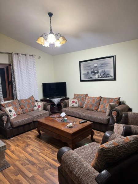 Tirane, jap me qera apartament 1+1+Ballkon Kati 2, 70 m² 430 € (Rrethi Shkoze"