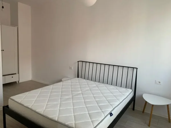 Tirane, jepet me qera apartament 1+1 Kati 4, 65 m² 500 € (Astir Green City Residence.)