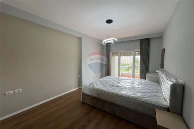 Tirane, jepet me qera apartament 2+1+Ballkon Kati 6, 135 m² 1.100 € (Kopshtit Zoologjik.)