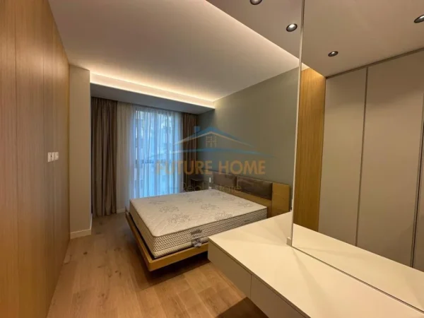 Tirane, jepet me qera apartament 2+1+Ballkon Kati 3, 145 m² 3.500 € (stadiumi air albania)