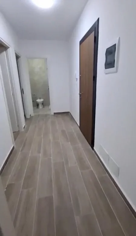 Tirane, jepet me qera apartament 2+1+Ballkon Kati 2, 100 m² 500 € 