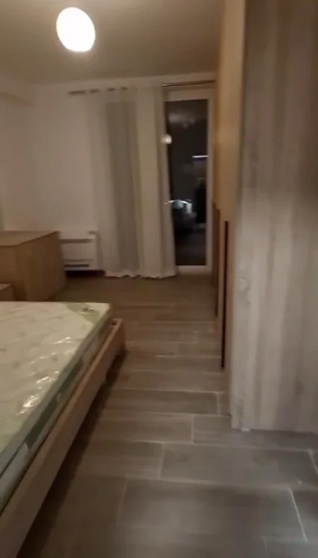 Tirane, jepet me qera apartament 2+1+Ballkon Kati 2, 100 m² 500 € 