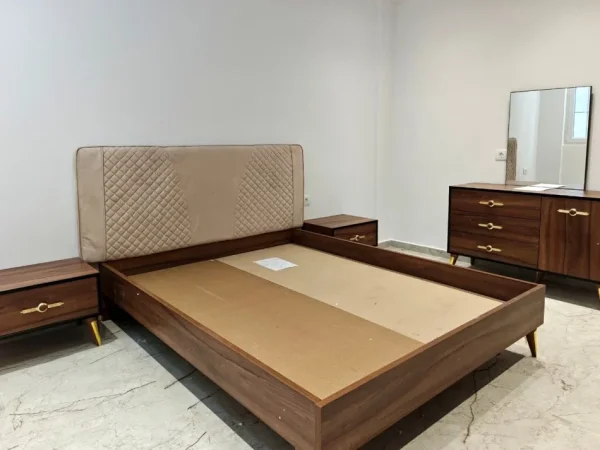 Tirane, jepet me qera apartament 2+1 Kati 2, 600 € (Allias)