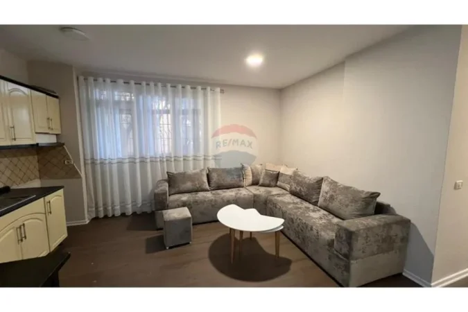 Tirane, jepet me qera apartament 2+1 Kati 1, 72 m² 600 € (Ish Fusha e Aviacionit, Tiranë)  ID: 530261060-1956