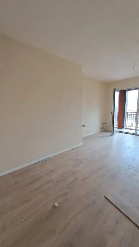 Tirane, jepet me qera zyre Kati 1, 68 m² 700 € 