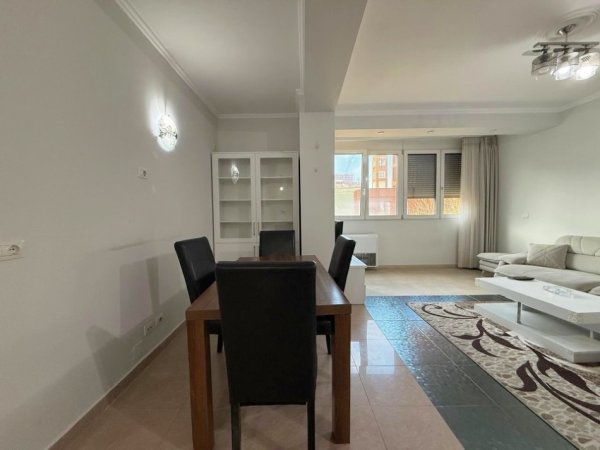 Tirane, shitet apartament 3+1 , 124 m² 299.000 € (myslym shyri)