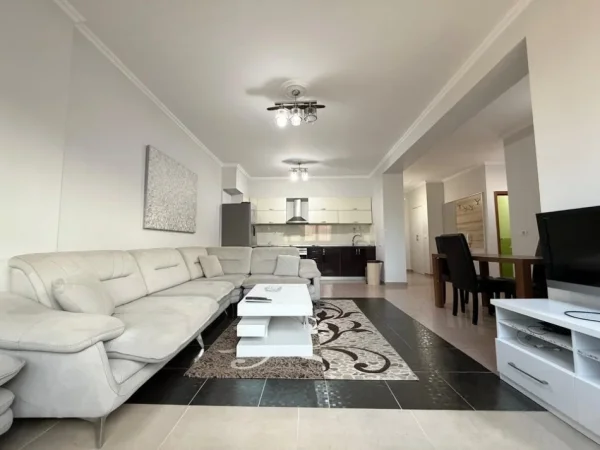 Tirane, shitet apartament 3+1 , 124 m² 299.000 € (myslym shyri)