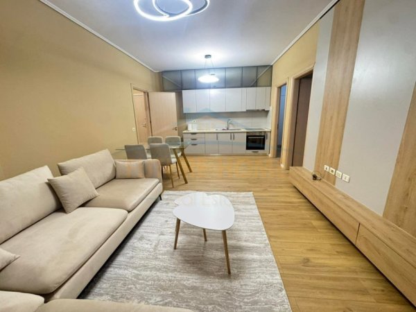 Tirane, shitet apartament 2+1 Kati 8, 91 m² 159.000 € (në zonën e Unazës së Re, pranë Soho)