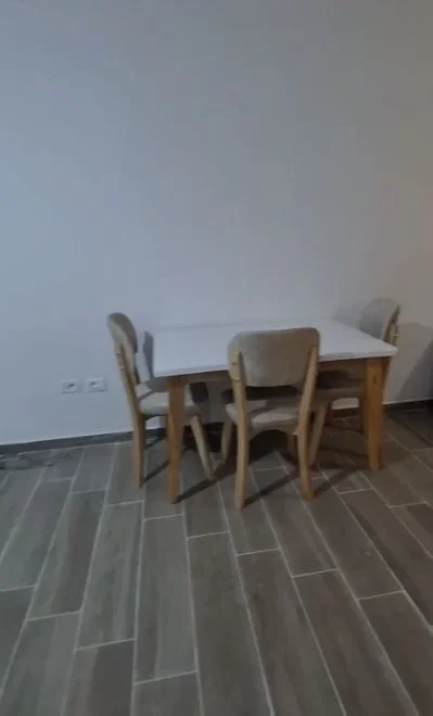 Jepet me Qera Apartament 2+1 ne 5 Maji Modern ,   500 €URO