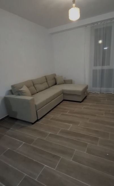 Jepet me Qera Apartament 2+1 ne 5 Maji Modern ,   500 €URO