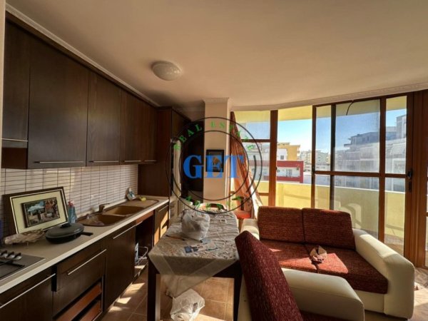 Durres, shitet apartament 2+1+Ballkon Kati 6, 90 m² 