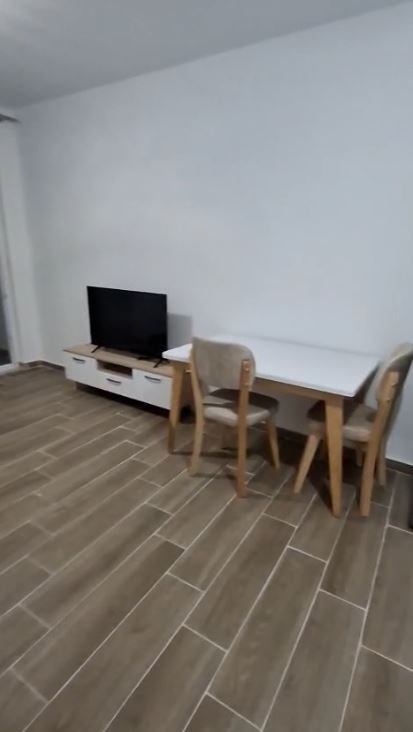 Jepet me Qera Apartament 2+1 ne 5 Maji,      500 €URO
