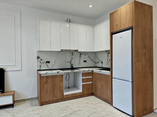 Tirane, jepet me qera apartament 2+1 Kati 2, 100 m² 600 € (Allias(MLS # 530581008-68)