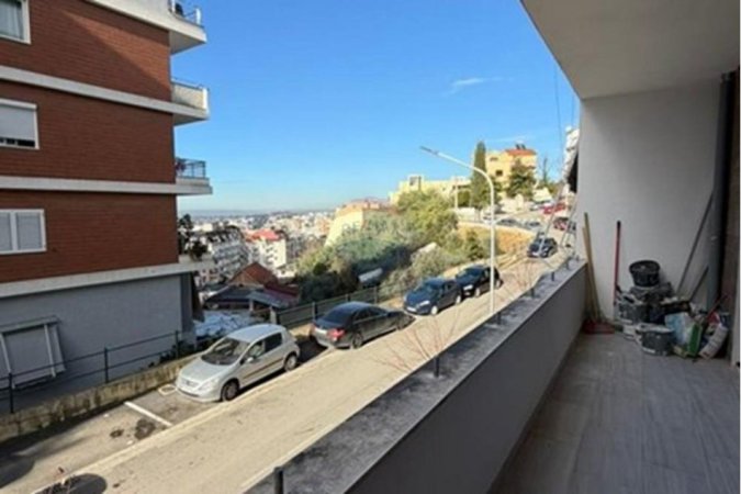 Tirane, shitet apartament 2+1 Kati 1, 92 m² 129.000 € (Rruga Sotir Caci, Tiranë(ID: 530581007-108)