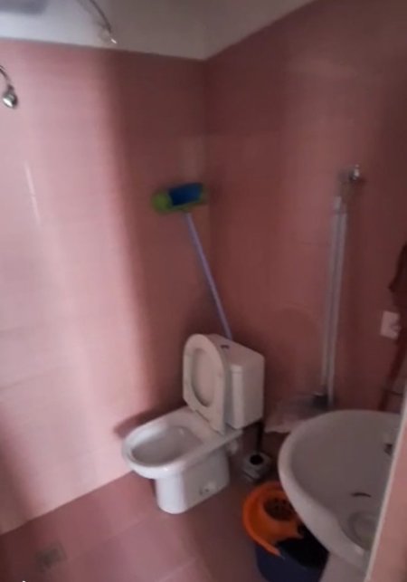 Tirane, jepet me qera garsonier Kati 1, 270 € 