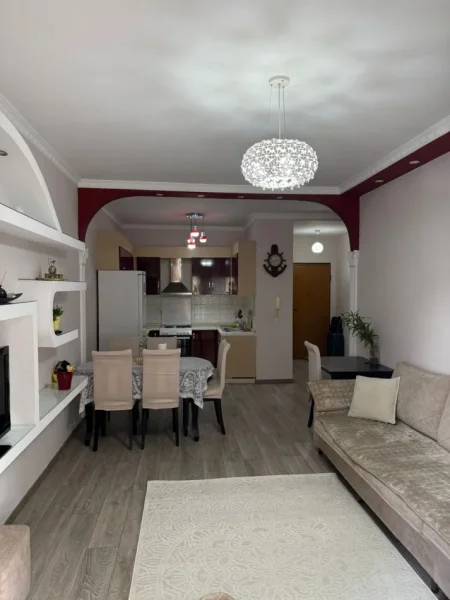 Jepet me qera apartament 1+1 Kati 5, 74 m² 600 € (Rruga Don Bosko, Kompleksi Vizion Plus)
