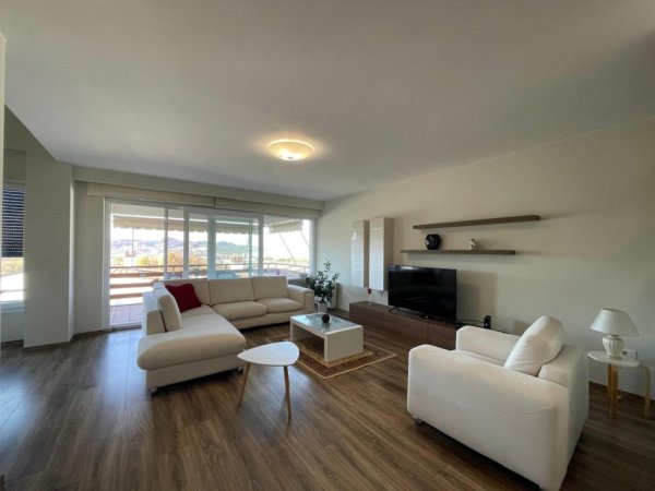 Tirane, jepet me qera apartament 2+1 Kati 1, 140 m² 1.500 € 