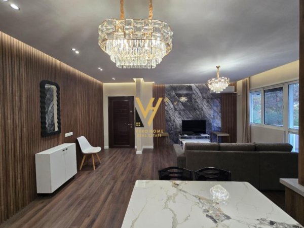 Tirane, jepet me qera apartament 2+1+Ballkon Kati 2, 85 m² 550 € (KOPSHTI BOTANIK)