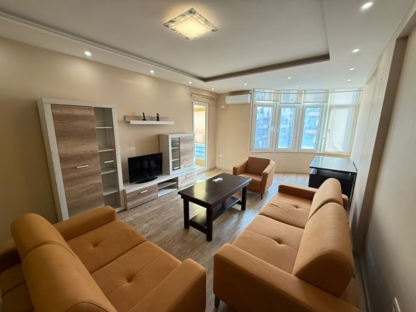 Tirane, jepet me qera apartament 2+1 Kati 2, 112 m² 600 € (Rruga Sabri Preveza)