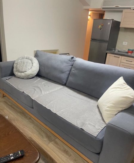 Tirane, jepet me qera 1+1 Kati 2, 55 m² 600 € (KOMUNA E PARISIT)