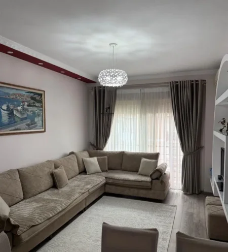 Tirane, jepet me qera apartament 1+1 Kati 5, 74 m² 550 € (DON BOSKO)