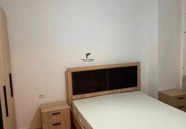 Tirane, jepet me qera apartament 1+1 Kati 2, 70 m² 600 € (SIRI KODRA)