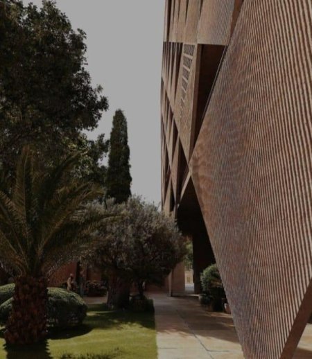 Tirane, shitet apartament 2+1 , 191 m² (tirana tower)