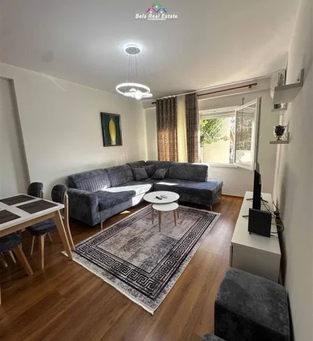 Tirane, jepet me qera apartament 1+1 Kati 6, 60 m² 700 € (Kompleksi Niku)
