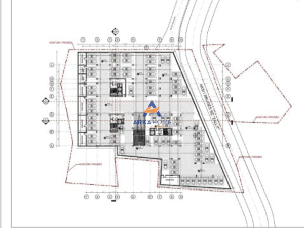 Tirane, shitet ambjent biznesi Kati 9, 6.000 m² 