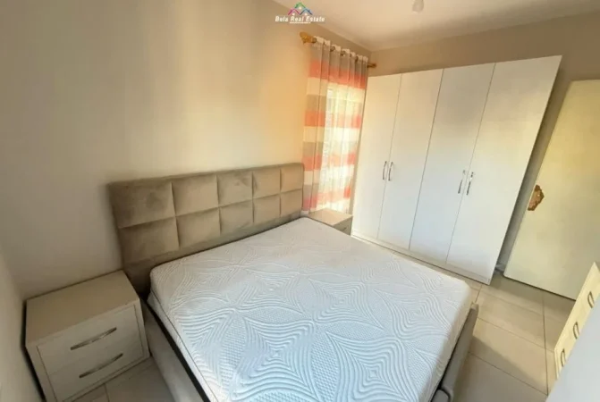 Tirane, jepet me qera apartament 2+1 Kati 2, 97 m² 650 € (Rruga Haxhi Hysen Dalliu)