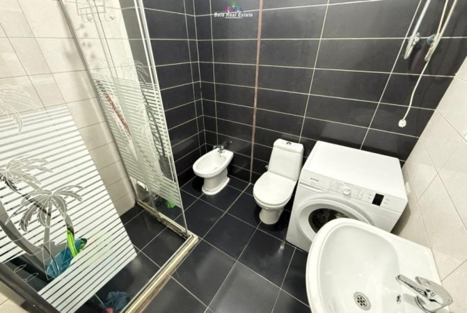 Tirane, jepet me qera apartament 2+1 Kati 2, 97 m² 650 € (Rruga Haxhi Hysen Dalliu)