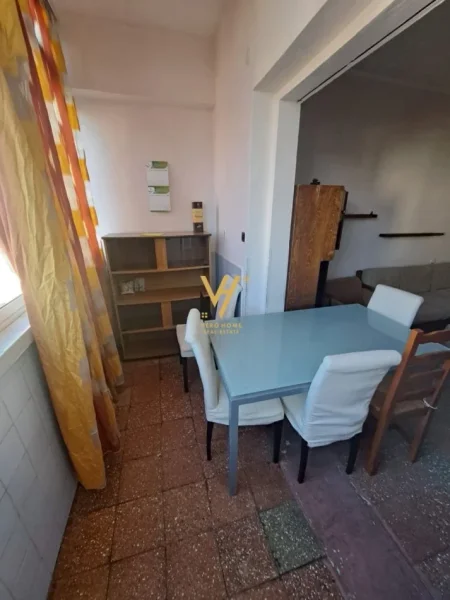 Tirane, jepet me qera apartament 2+1+Ballkon Kati 5, 72 m² 500 € (RRUGA E ELBASANIT)