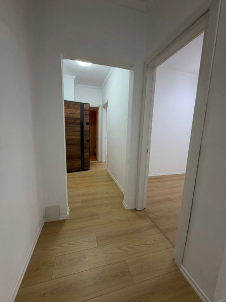 Tirane, shitet apartament 2+1 Kati 3, 80 m² 112.000 € (RRUGA E THESARIT FRESK)